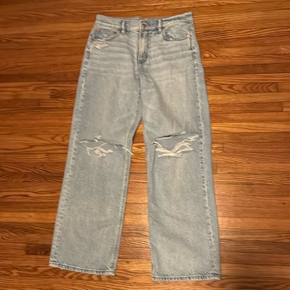 American Eagle Strigid Classic Blue Distressed Women's Stovepipe Jeans